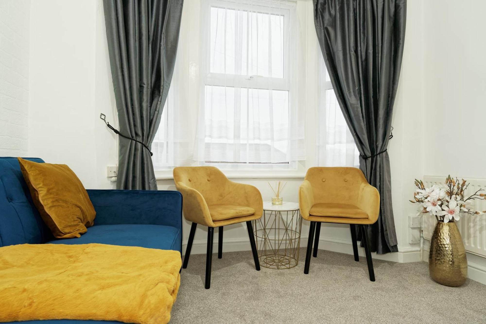 דירות צ'אטהם Lovely Luxury 3 Bed House מראה חיצוני תמונה